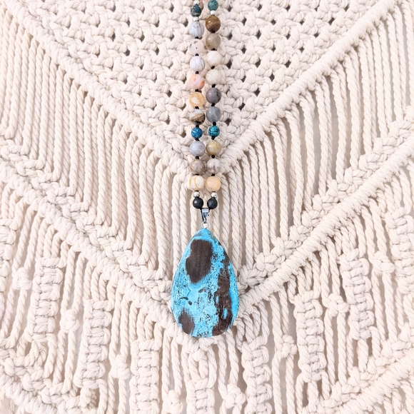 Boho pendant necklace - Picture 2 of 5